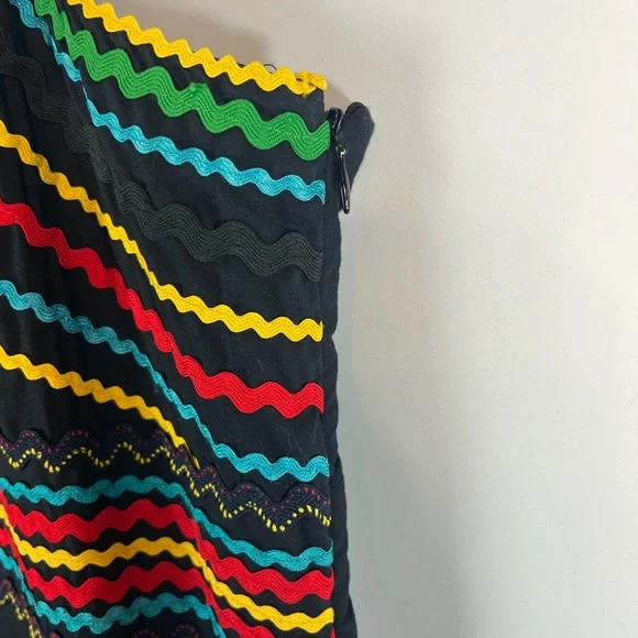 Spenser Jeremy Multicolor Zigzag Embroidered Black Midi Dress - Size 10 cotton - Picture 5 of 6